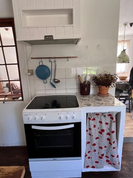 The Old Soap House - Stylish And Close To Beach Vang  외부 사진