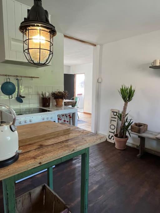 The Old Soap House - Stylish And Close To Beach Vang  외부 사진