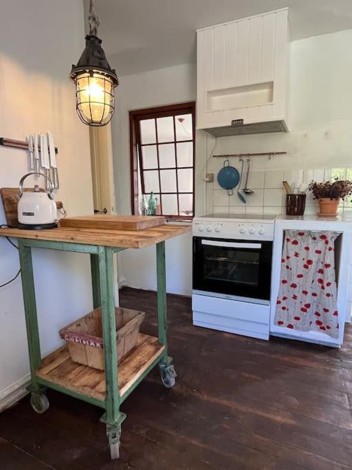 The Old Soap House - Stylish And Close To Beach Vang  외부 사진